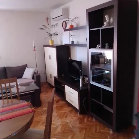 Miro Apartment Karlobag Room photo