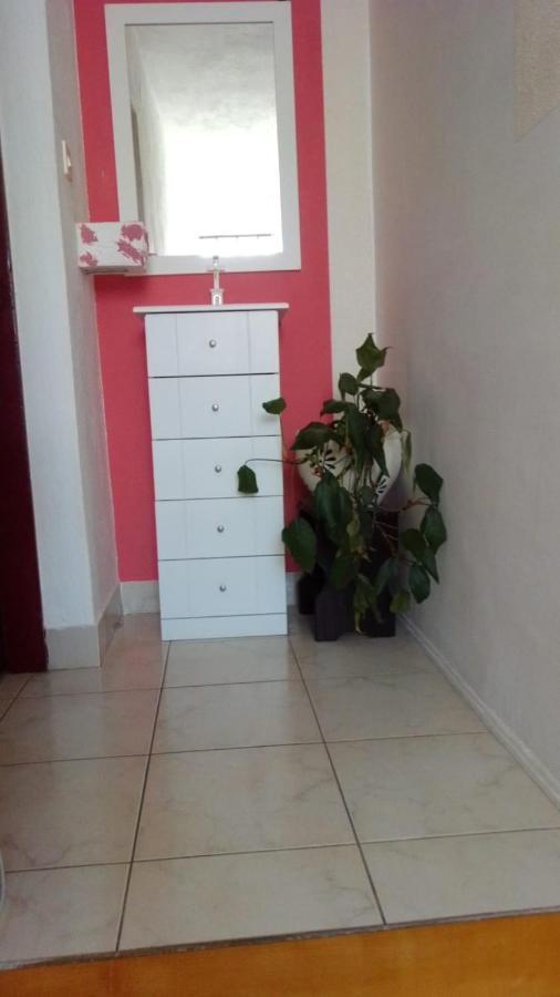 Miro Apartment Karlobag